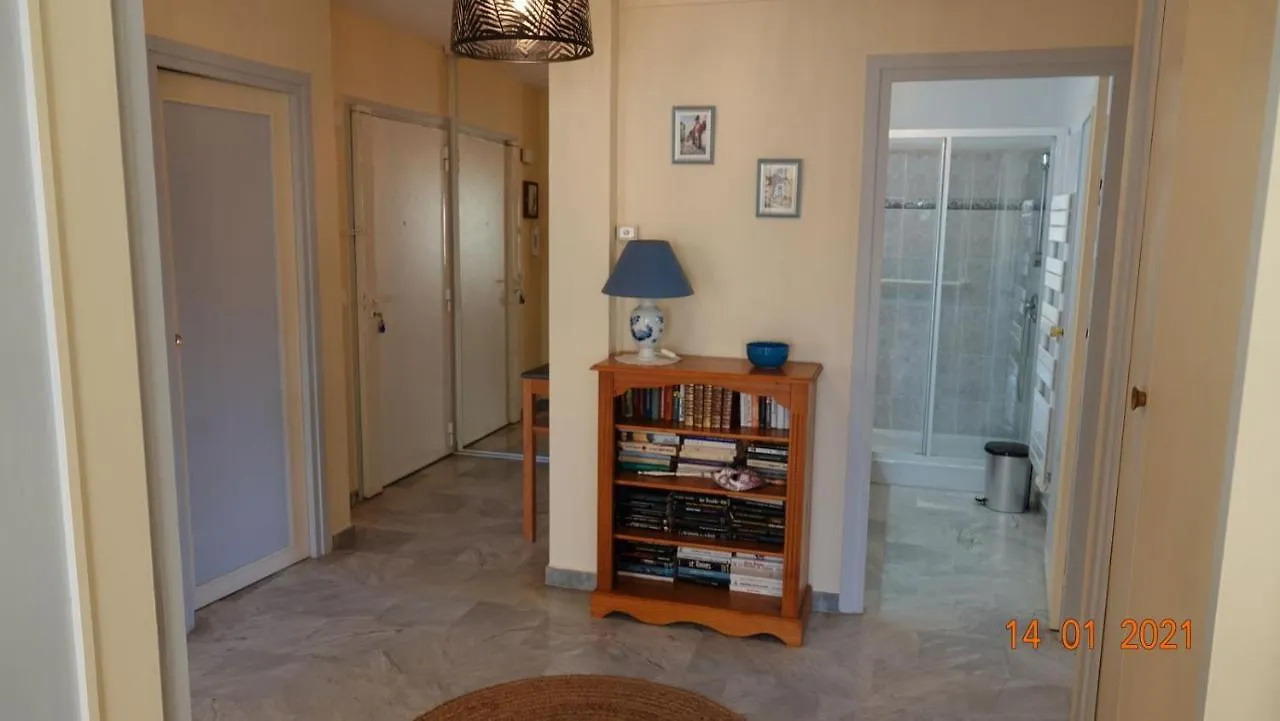 Apartment Residence Nautilus Saint-Raphael  France